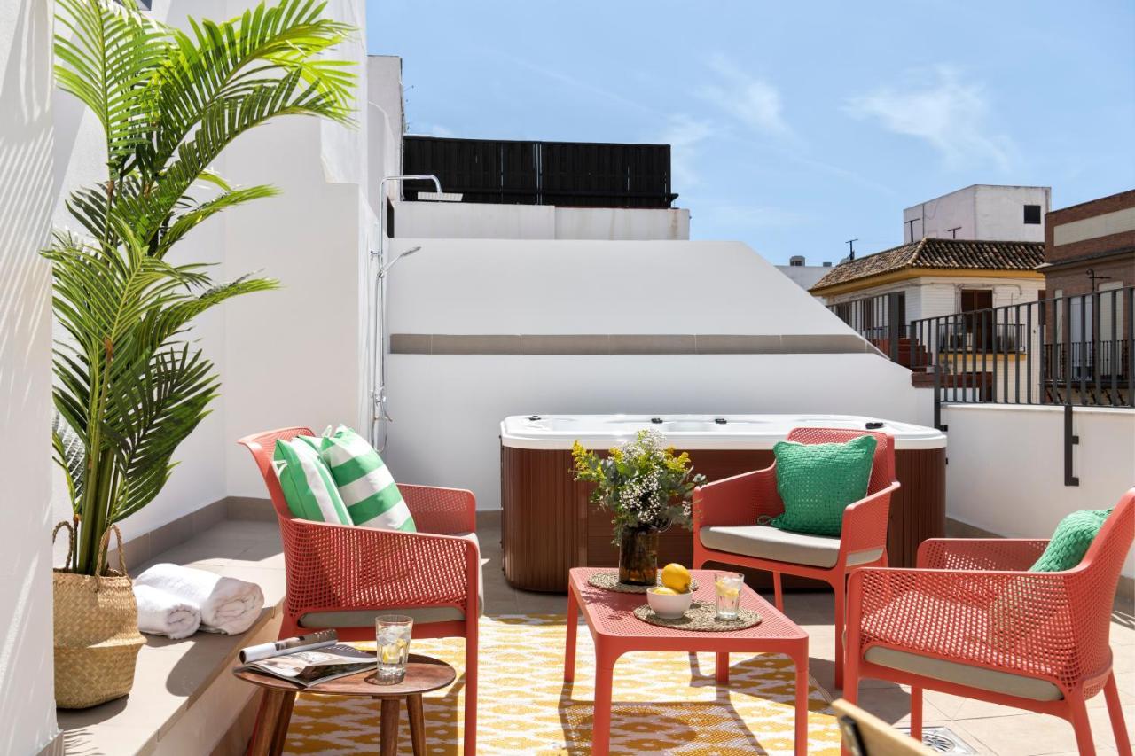 Magno Apartments Feria 132 Sevilla Bagian luar foto