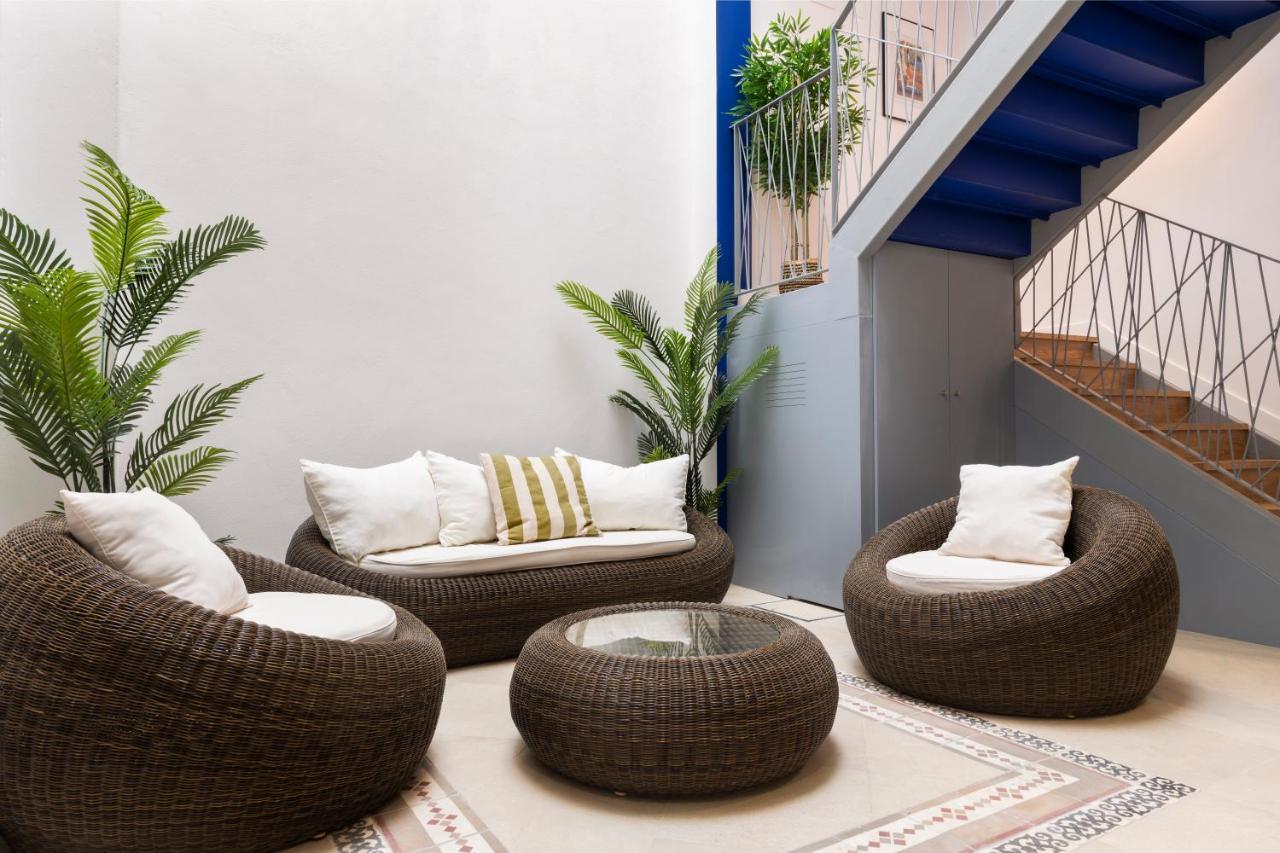 Magno Apartments Feria 132 Sevilla Bagian luar foto